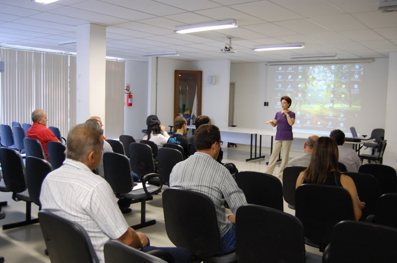 Tânia Saussen coordenou a pesquisa que foi apresentada na prefeitura nesta segunda/Foto:Jorn. Maria Luiza Guerra