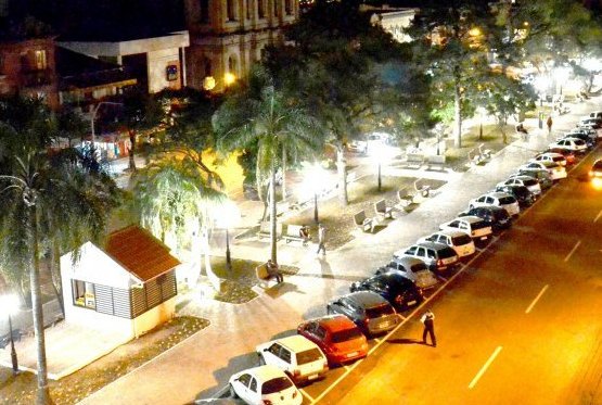 Nova iluminação da tradicional Avenida levará mais beleza e segurança à população/ Fotos: Felipe Pires/Prefeitura de Santa Maria
