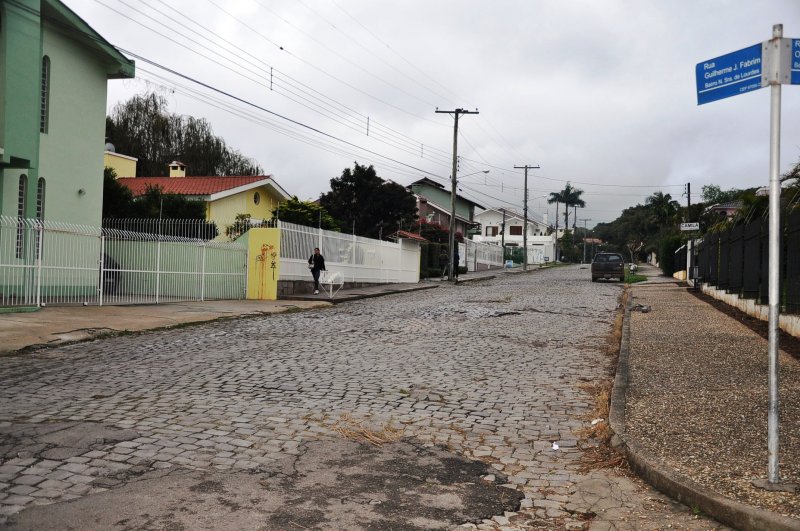 Rua Guilherme João Fabrin é a continuação da Rua Agostinho Sangoi / Foto: João Alves