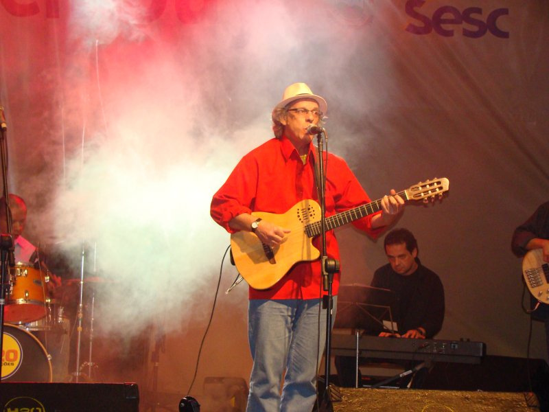 Show Música Popular Gaúcha 30 Anos aconteceu na noite de quinta-feira (18), na Praça Saldanha Marinho Show Música Popular Gaúcha 30 Anos aconteceu na noite de quinta-feira (18), na Praça Saldanha Marinho