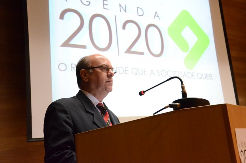 Palestra do prefeito Schirmer aconteceu nesta segunda durante o fórum “Inovação 2020: Desafios municipais/Foto: Felipe Pires