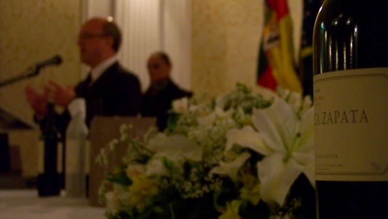 A província de Mendoza foi a grande atração da noite preparada pelo consulado argentino de Uruguaiana e Prefeitura, para comemorar o Dia Mundial do Turismo, em Santa Maria - Foto: Guilherme Bicca/Prefeitura