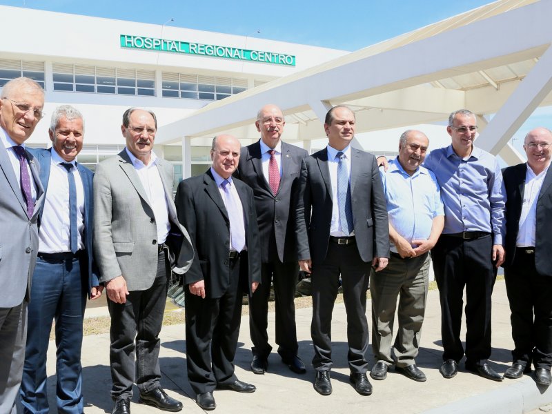 “O Regional é uma conquista do RS”. Farret recepciona ministros e autoridades em visita ao hospital