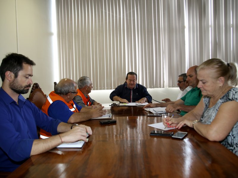 Primeira reunião do Núcleo foi comandada pelo vice-prefeito Sérgio Cechin (Foto: Roni Riet)