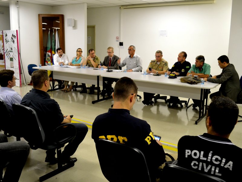 Prefeito Jorge Pozzobom destacou a importância da parceria entre Poder Público e das forças de segurança (Foto: João Alves)