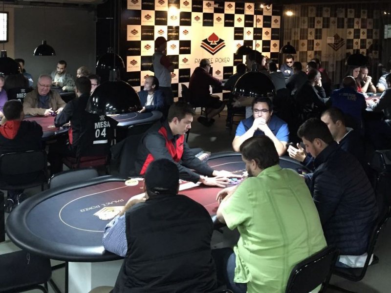 Poker é uma das atividades que movimentará o final de semana na cidade (Foto: Divulgação/ Prefeitura)