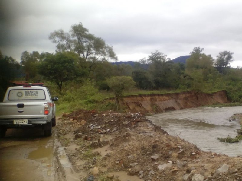 Rio Vacacaí, no Passo do Verde, subiu 70 centímetros (Foto: Divulgação/Defesa Civil)