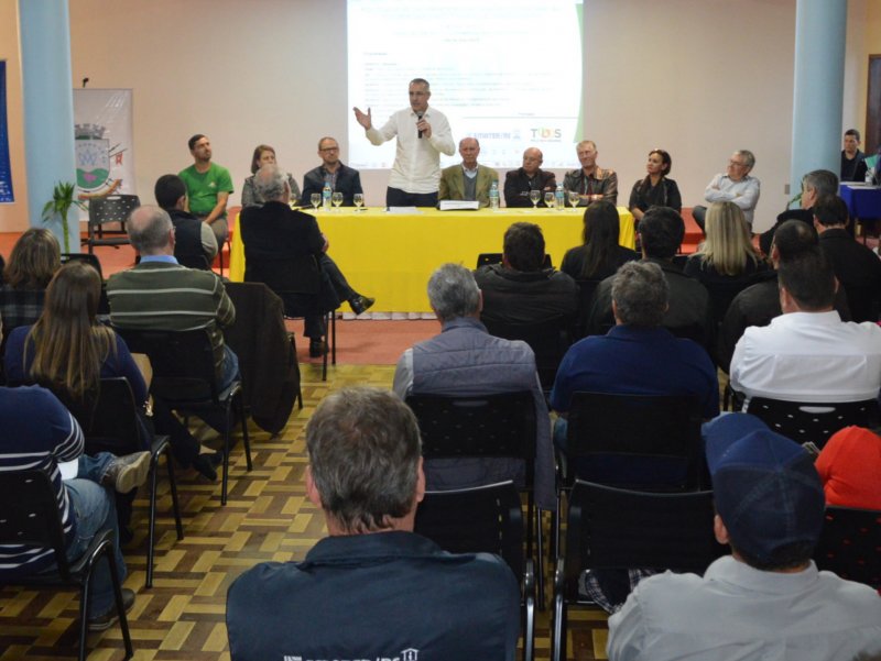 Lançamento do projeto foi realizado durante Seminário Regional do Cooperativismo (Foto: João Alves)
