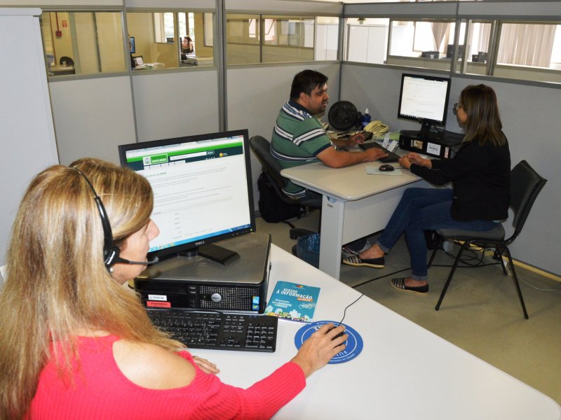 Atendimento da Ouvidoria Geral é feito pelo telefone, pelo site ou de forma presencial (Foto: João Alves)