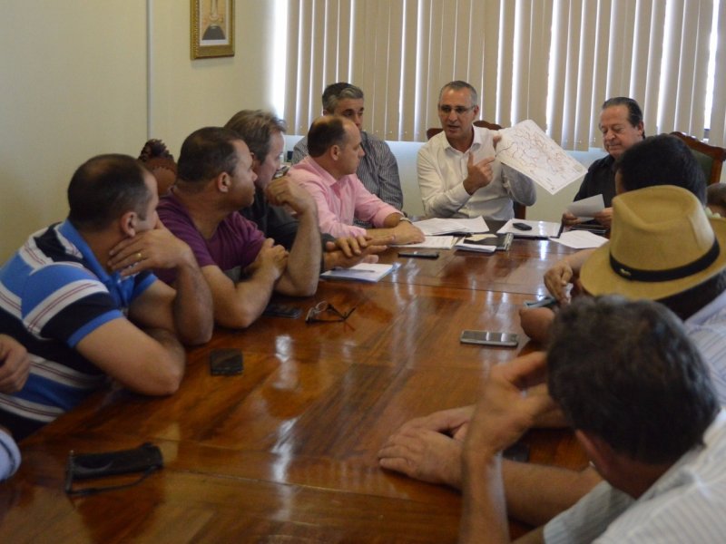 Reunião foi realizada no Gabinete de Governança, na tarde desta quarta-feira (Foto: João Alves)