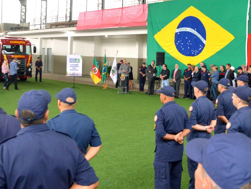 Cerimônia ocorreu nesta quarta-feira, na sede do Batalhão de Bombeiros Militar de Santa Maria (Fotos: João Alves)