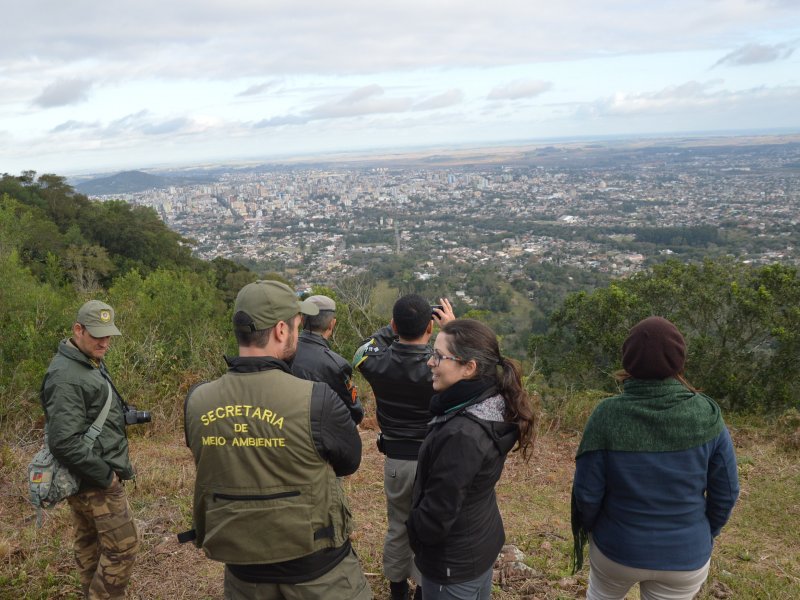 Analistas ambientais e integrantes do 4° Batalhão Ambiental participaram da visita técnica (Foto: João Alves)