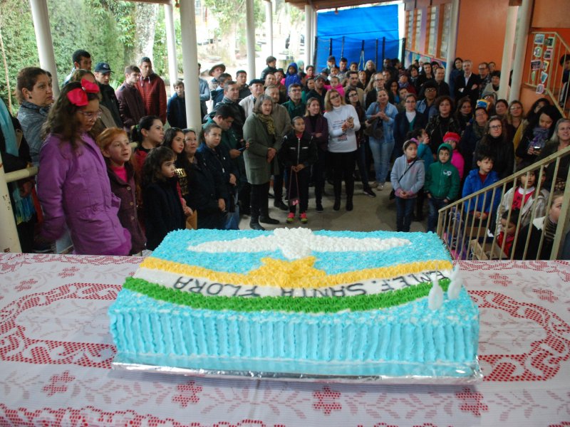 Muita festa e alegria marcaram o aniversário da Escola Santa Flora (Foto: João Vilnei)