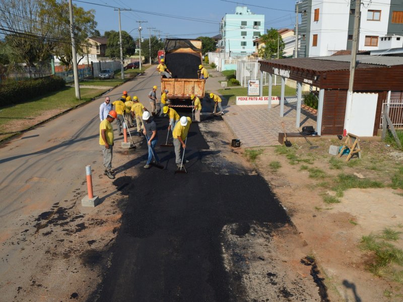 Avenida João Machado Soares, em Camobi, é uma das vias que está recebendo repavimentação (Foto: João Alves)
