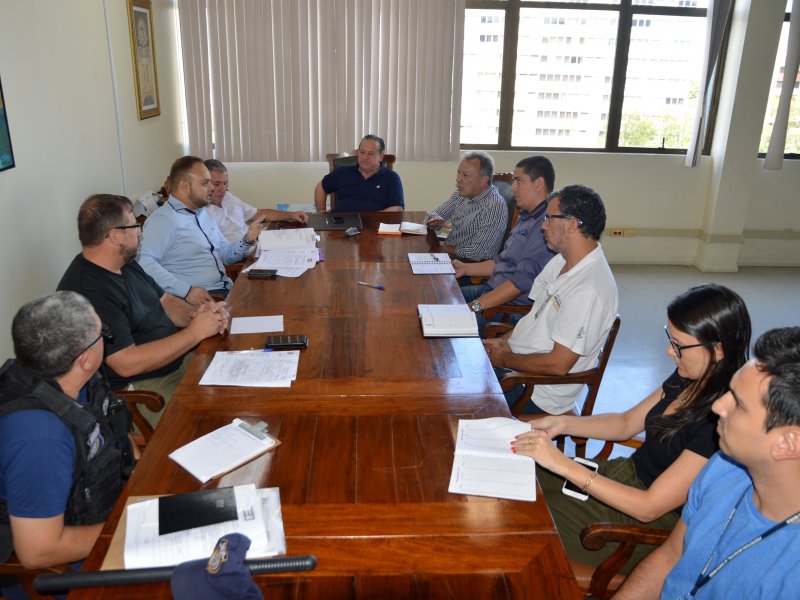 Encontro reuniu envolveu diferentes secretarias da Prefeitura (Foto: João Alves)